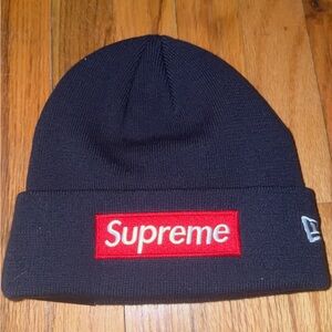 Supreme Red Logo Black Beanie